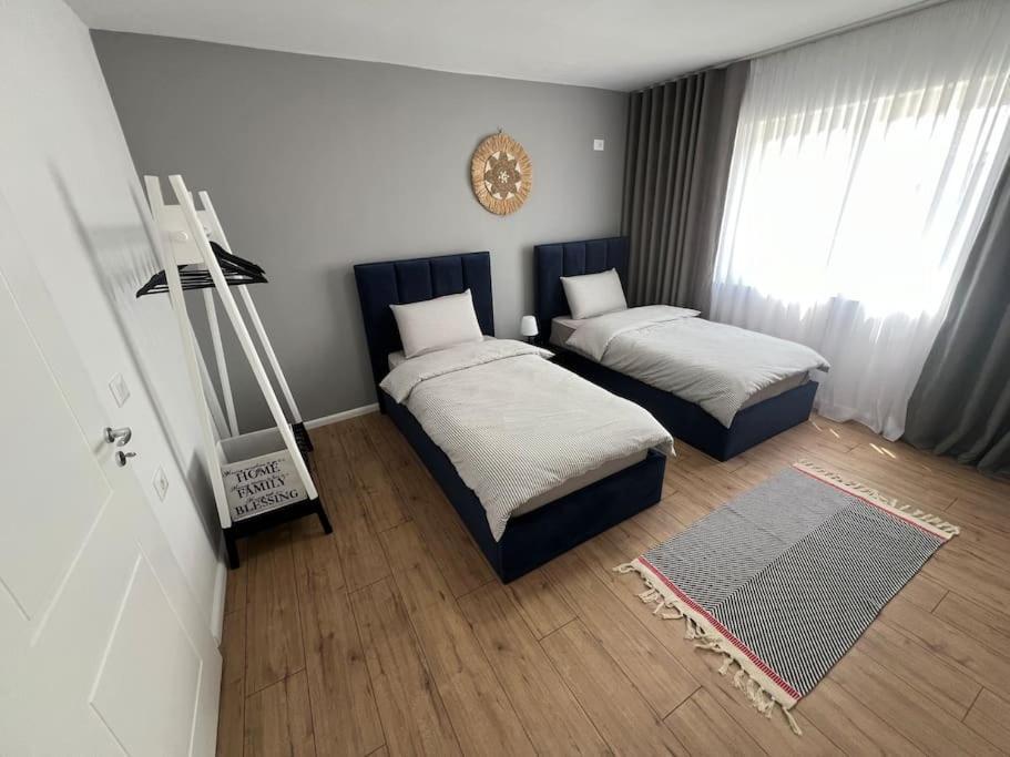 Modern Apt Near City Centre شكودر المظهر الخارجي الصورة